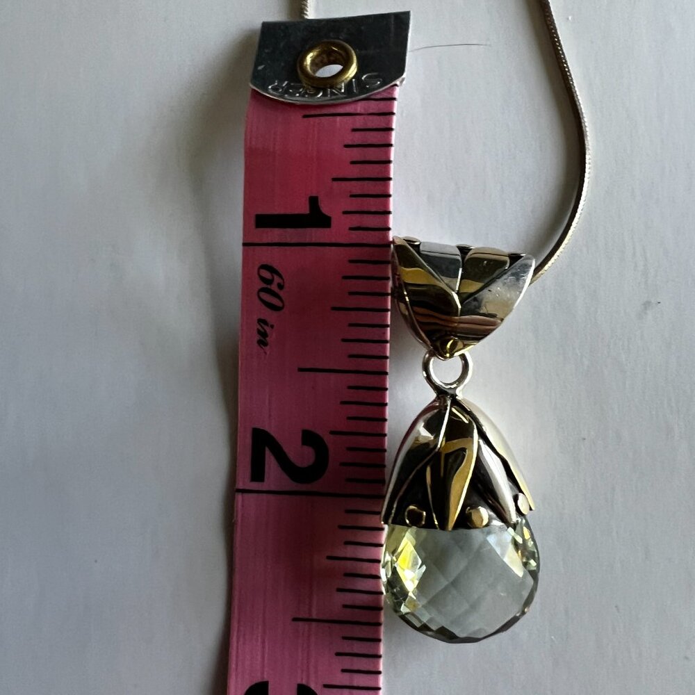 Green Amethyst & 18k Gold Briolette Cut Pendant - Picture 3 of 3